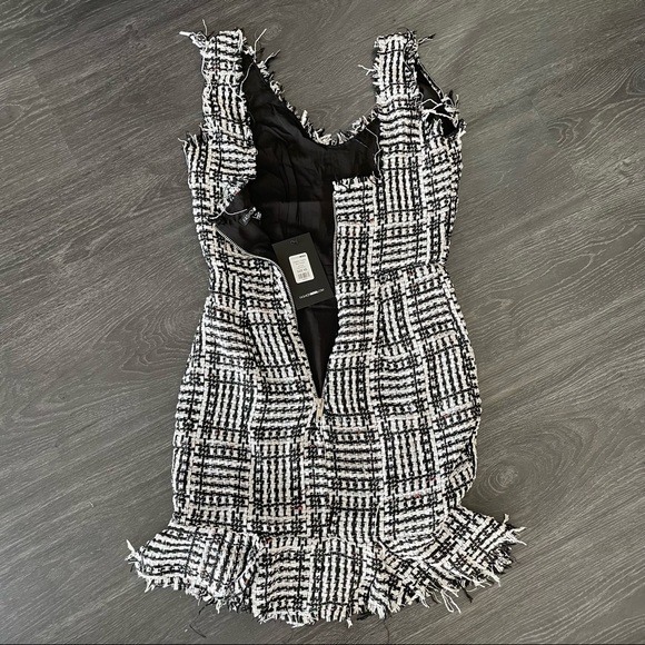 “Classic Tweed Mini Dress” NWT Fashion Nova - Picture 4 of 6